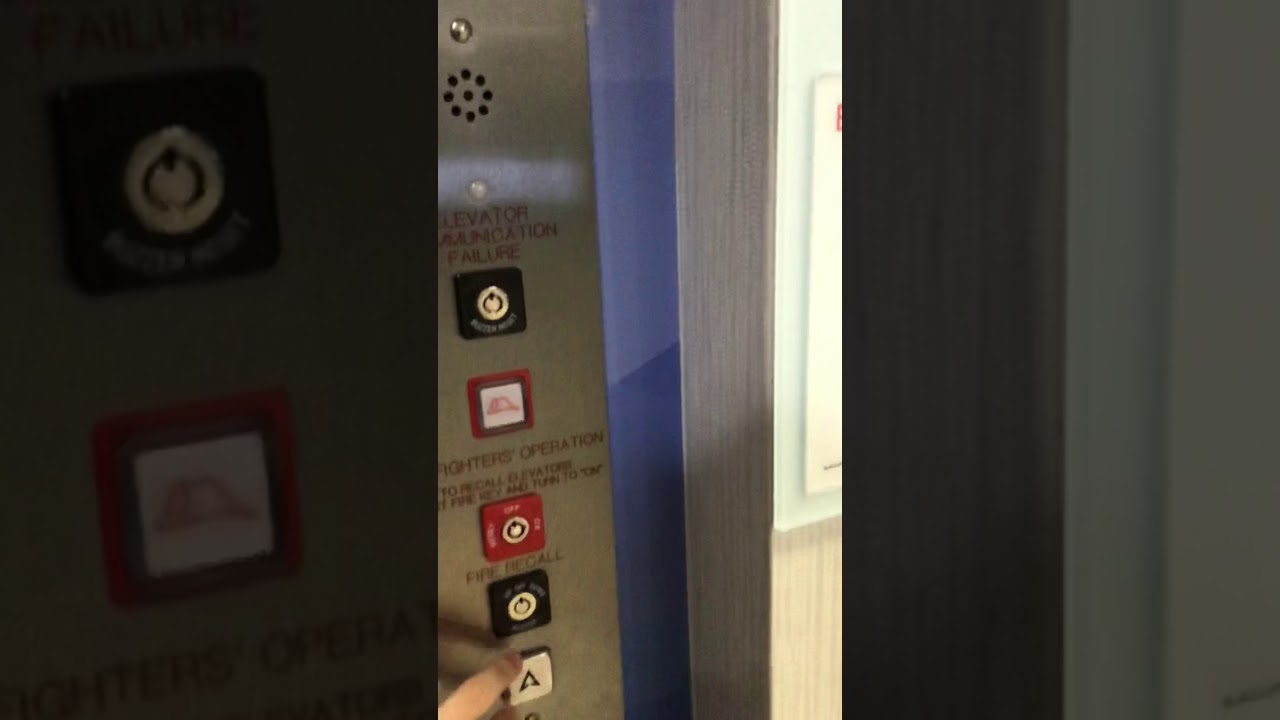 DC Hydraulic Elevator at Holiday Inn Express & Suites Midtown Area