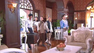 видео: Президент обанкротился и живет у любовницы отца! картинка: Президент обанкротился и живет у любовницы отца!