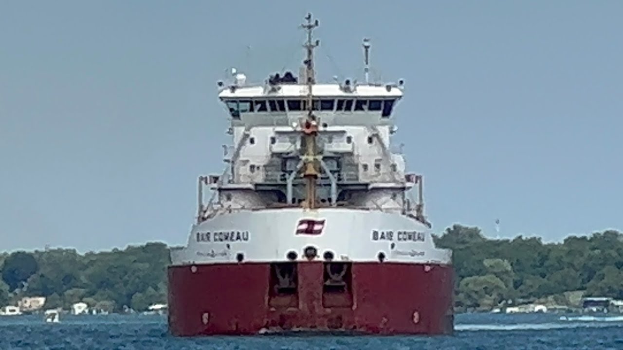 Baie Comeau Freighter Captain’s Salute YouTube