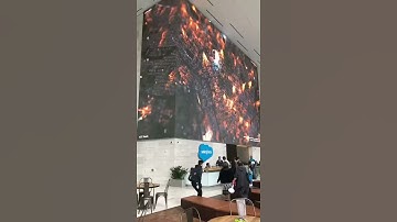 2017-07-18 Sales Force San Francisco Huge Led Light Lobby