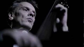 Dren Abazi & Zig Zag Orchestra - Pa frymë (Official Video 2012) chords