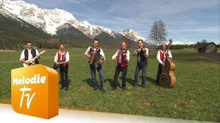 Miniatura del video "Zellberg Buam & Die Fetzig'n Zillertaler - Urig, echt, fetzig und frech (Offizielles Musikvideo)"
