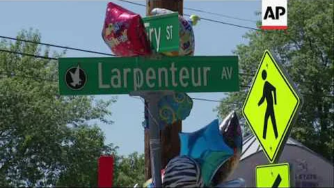 Protestors Gather Outside Minn. Gov. Mansion