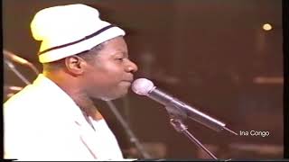 Video thumbnail of "Papa Wemba - Kaokokorobo (live au zénith de Paris l'an 2000) INA Congo"