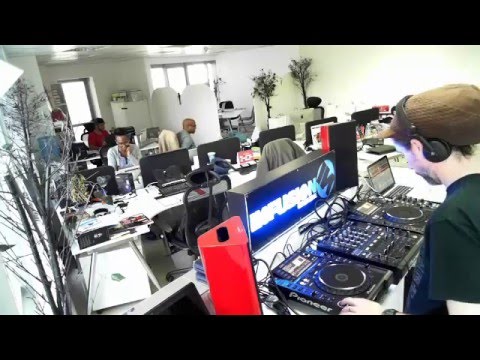 The Warmup ft Safe (Smokingroove) & Paddy Freeform