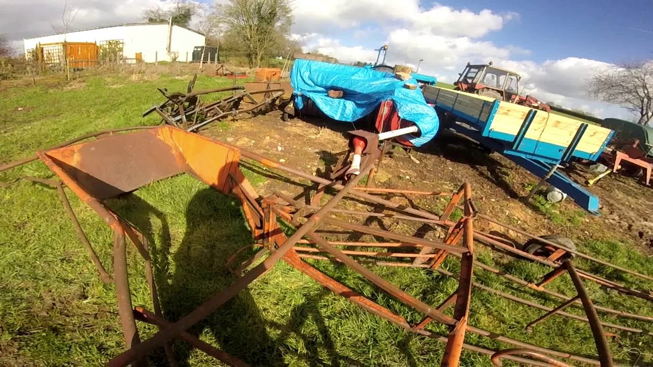 Browns Flat 8 Bale sledge YouTube