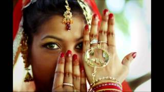 Miniatura de vídeo de "Bombay Dub Orchestra - Amina"
