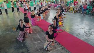 Download Lagu Leerlingen van groep 6 met hun Dayang Dayang-dans 😊💕 MP3 Download Lagu Leerlingen van groep 6 met hun Dayang Dayang-dans 😊💕 MP3