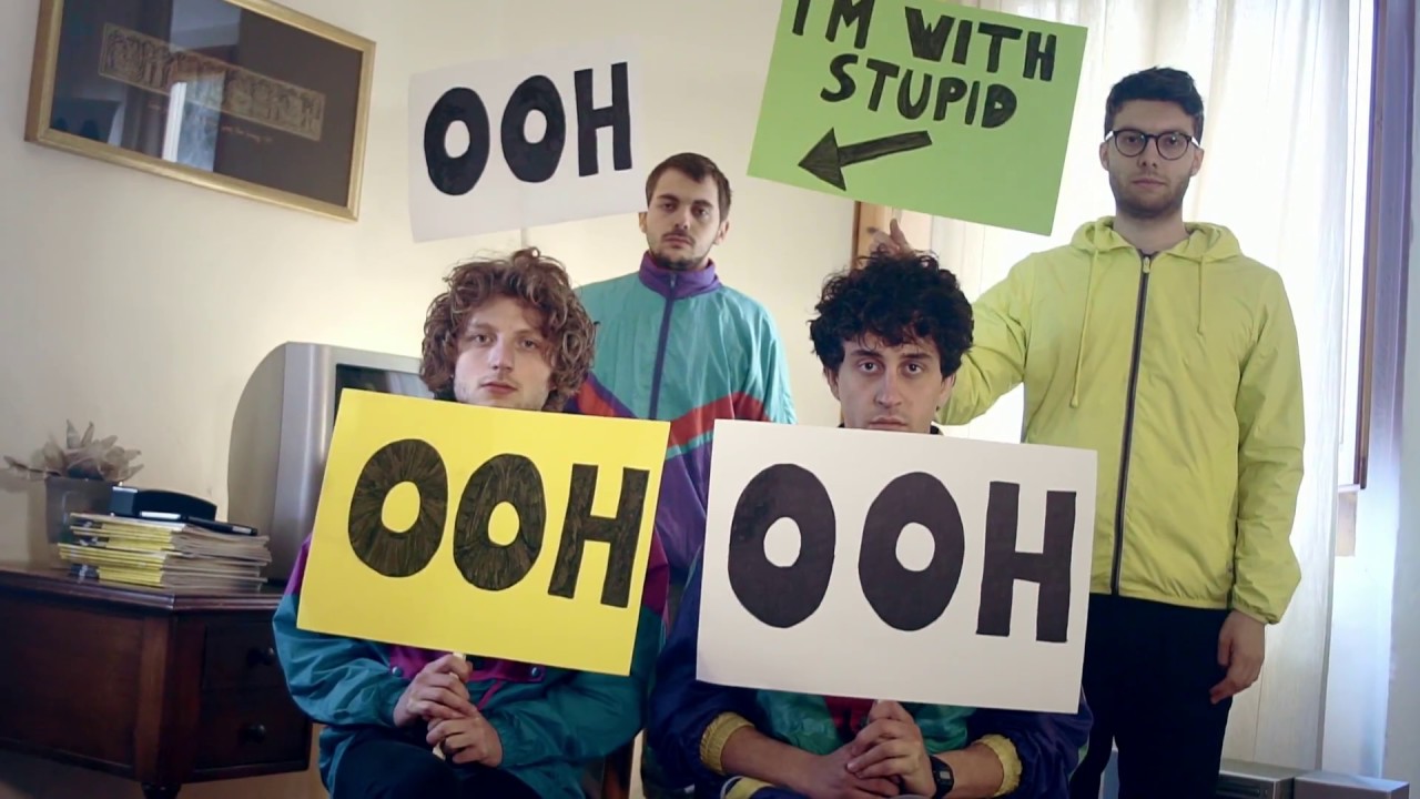 Mira Handshake - Crawling (Official Video) en YouTube Mira Handshake - Crawling (Official Video) en YouTube