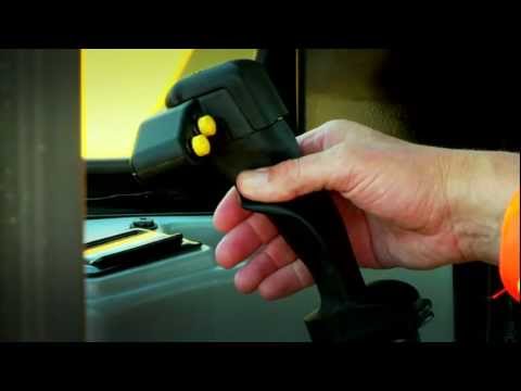 Cat® PL83 & PL87 Pipelayers | Single Lever Joystick Control