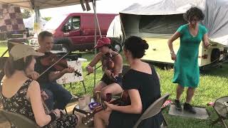 Video voorbeeld van "Indian on a Stump - Miss Moonshine buckdancing to fiddlers Amy Alvey & Brad Leftwich"