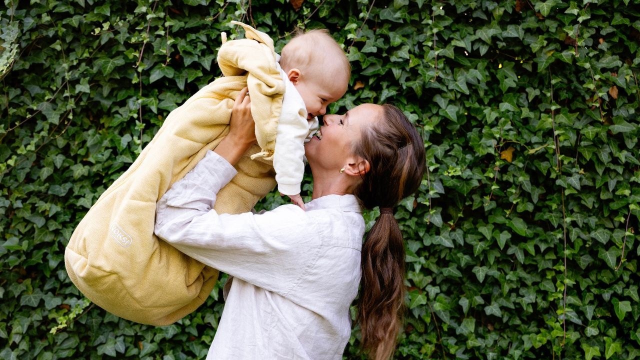 Voksi Breeze Light Footmuff - How to use 💛