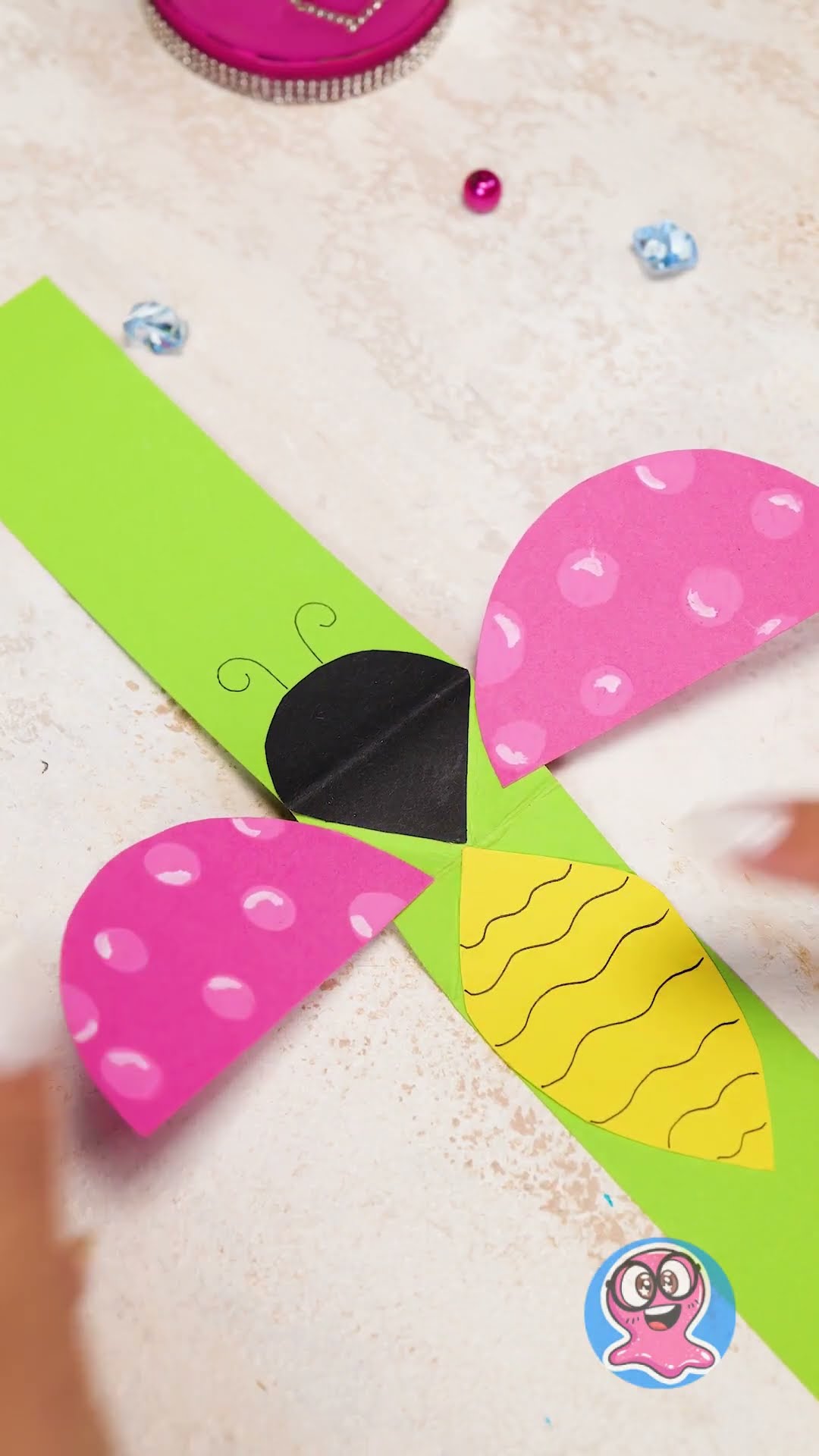 DIY mariquita de papel ? #diy