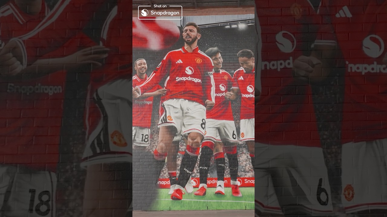 The Story Behind Old Trafford’s Latest Artwork 🏟️🖼️