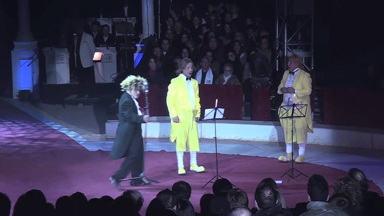 Los Caluga (CL) Clowns 2 - Figueres Circus Festival 2013
