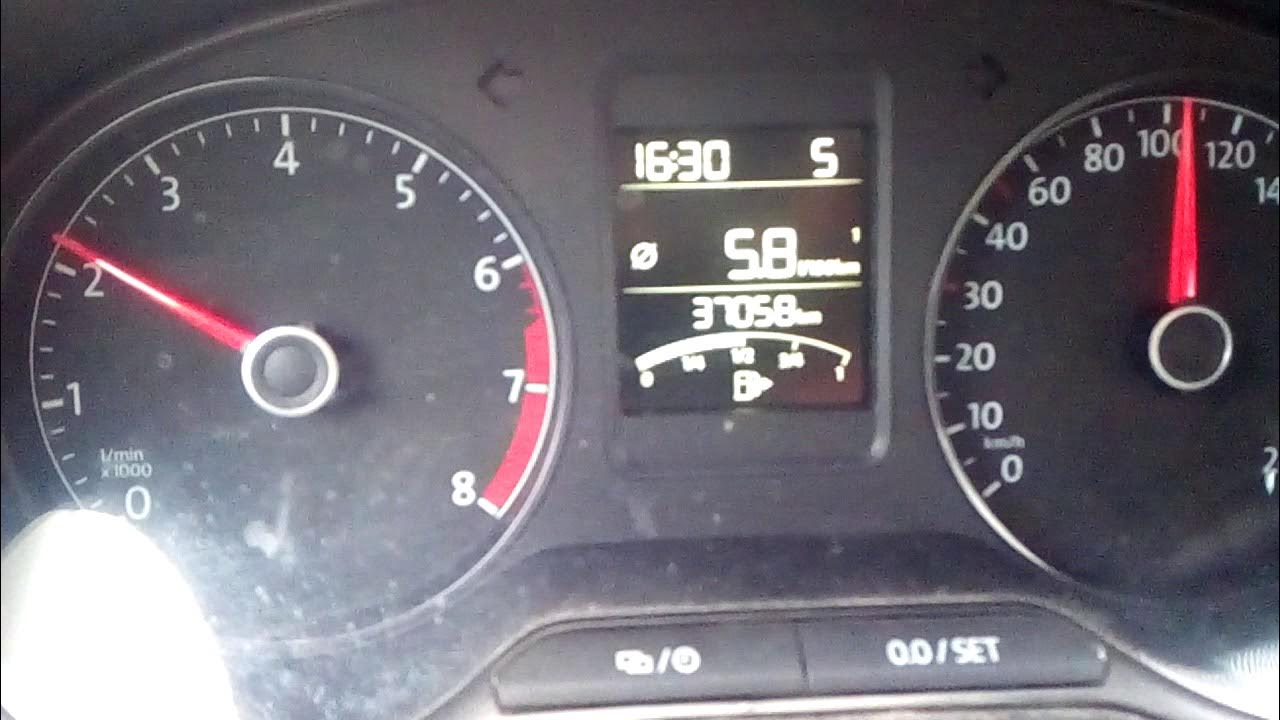 Фольксваген поло расход топлива на 100 км. Фольксваген поло 100км. Какой расход на поло. 4 л. Какой расход топлива у фольксваген поло 2017 года.