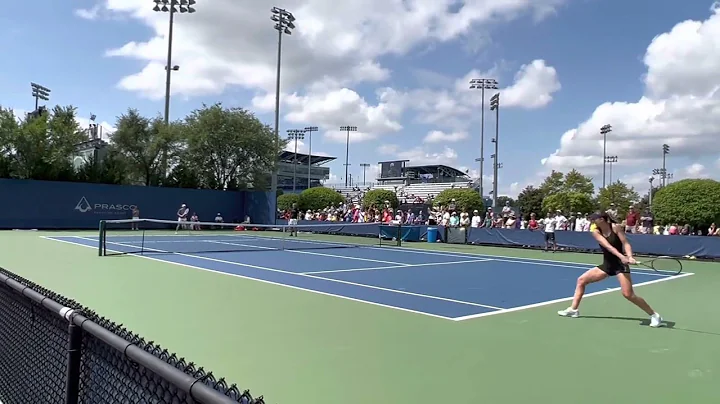 A barely legal point in practice between Iga Swiat...