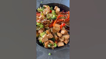 Salmon Stir Fry! Dream come true for all the seafood lovers!