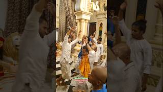 iskcon Vrindavan darshan radhe radhe japa Karo #iskcon #Vrindavan #darshan #kirtan #shorts #viral