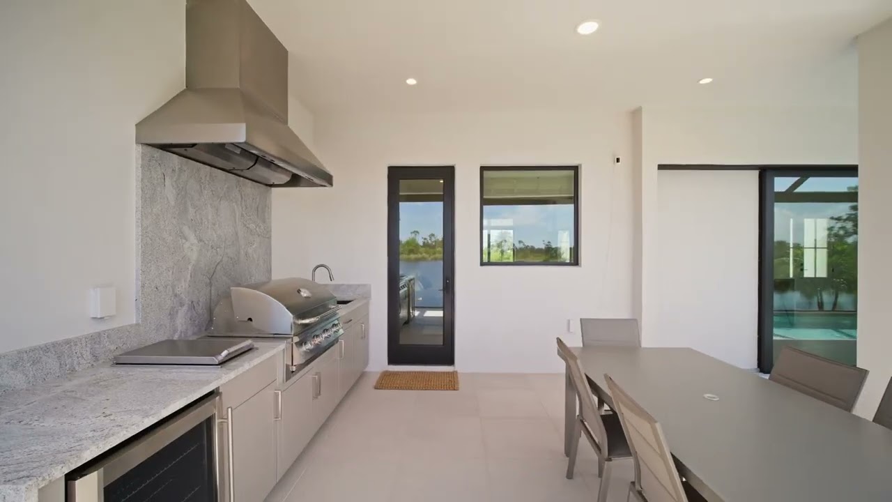 Rotonda Sands – Lakefront Home