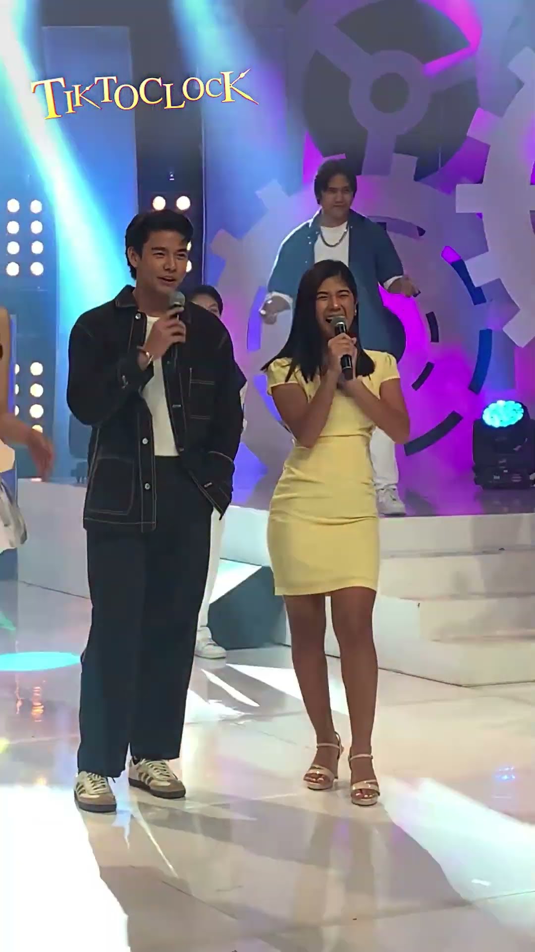Nakakalunod na ABS! #shorts | TiktoClock