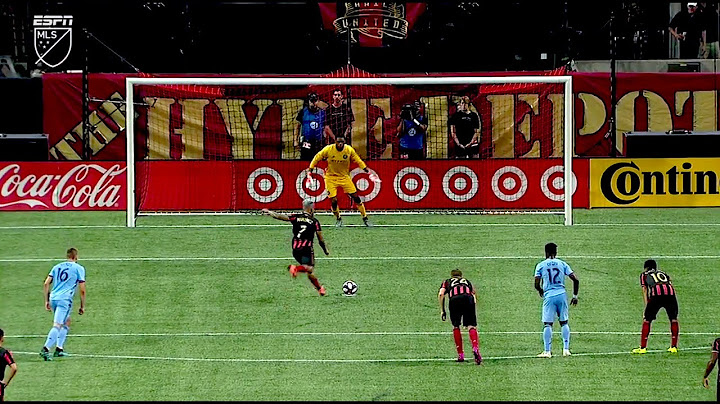 Josef Martínez marca su gol 20 de la temporada desde el manchón penal