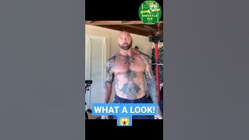 Thumbnail of WATCH DAVE BATISTA NEW BOLD LOOK IN 2025 #shorts #batista #trending #viral #wwe