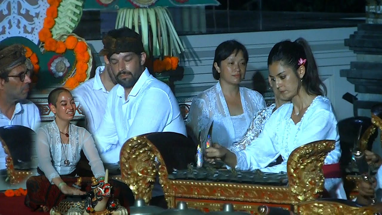 BULE PRANCIS JAGO MEGAMBEL