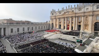 Le dernier hommage de François à Benoît XVI devant 50.000 fidèles au Vatican