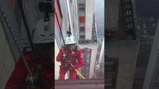 For the First Time EVER!!!  People are rappelling from the Empire State Building 😱🔥