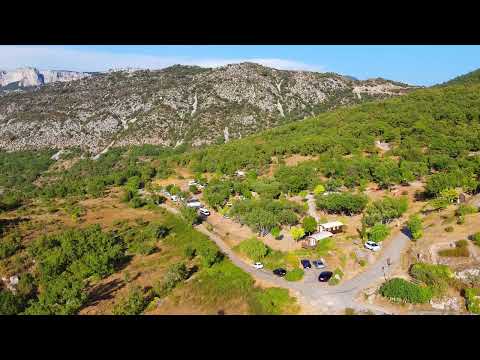 Video-thumbnail van Camping de L