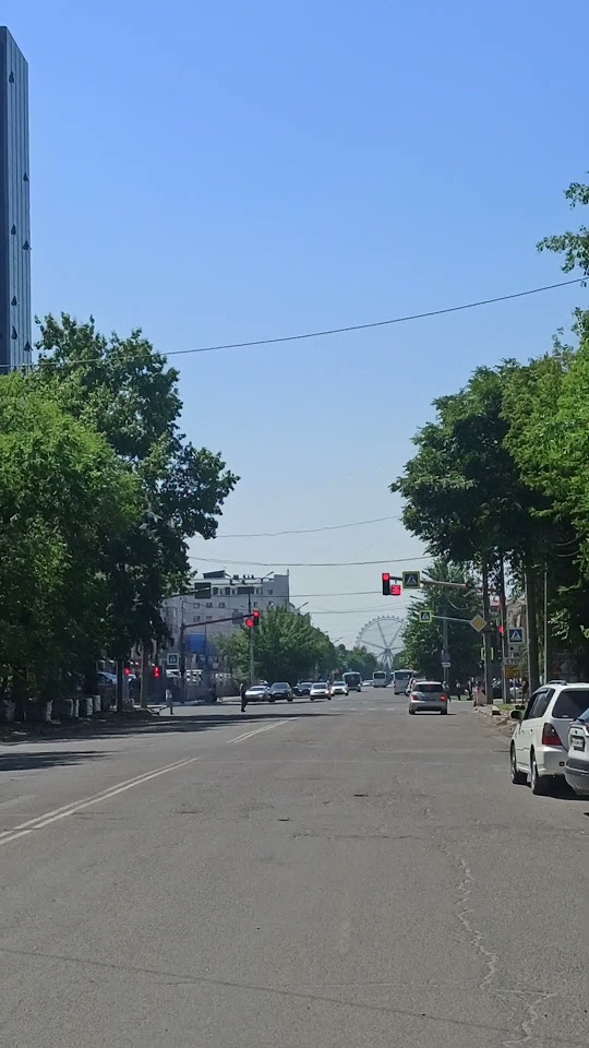 Благовещенск. Ул. 50-летия Октября. Смотрим с Красноармейской. Там где ...