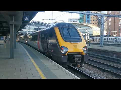 220024 arriving at Leeds (13/01/24)