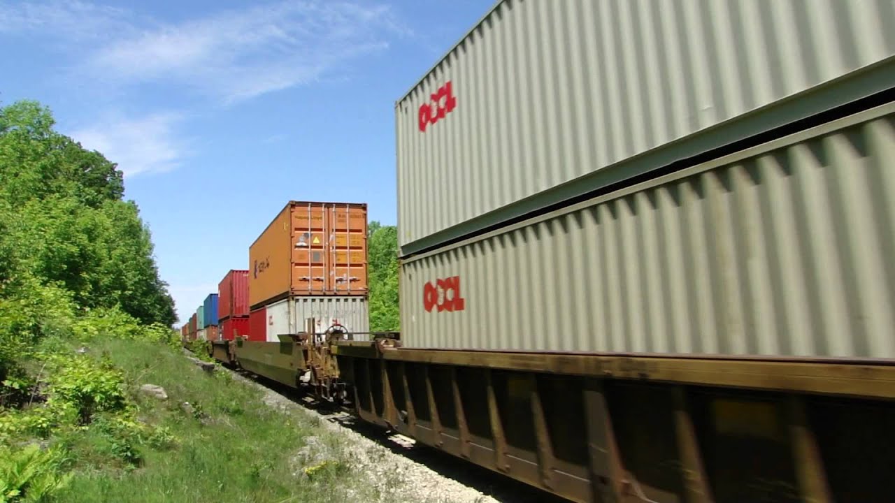 CP 8601 in Lovering (03JUN2011)