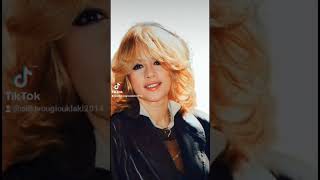 Φαρμακερές Δηλώσεις Της Αλίκης