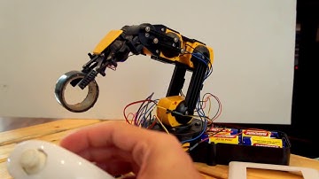 Robotic ARM with Arduino and Wii Nunchuck Gyroscope