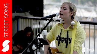 The Beatles - Here comes the sun - Busking in London (Charlotte Campbell)