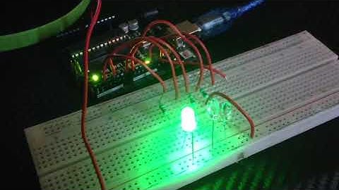 Semaforo con led´s usando arduino uno Labview