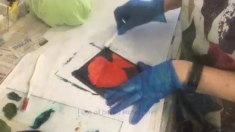 INKING A COLLAGRAPH PLATE WITH MUSIC 2