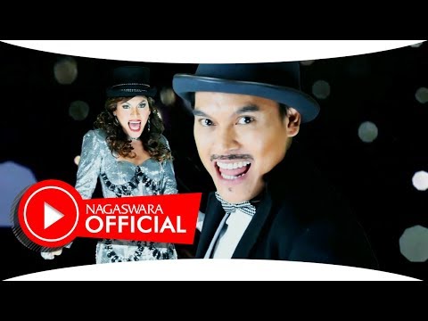 JC Hudson - Penasaran - Official Music Video - Nagaswara