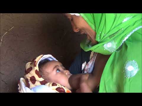 Dodola_Baby breast feeding