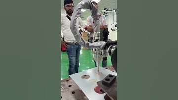 Welding robot. #weldingrobot #industrial robot #factory    #sixaxisrobot