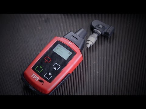 Video: Come si cambia lo stelo di una valvola su un sensore TPMS?