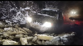 картинка: Ломая льды: сутки на адской покатушке! Кончились бензин и силы, 