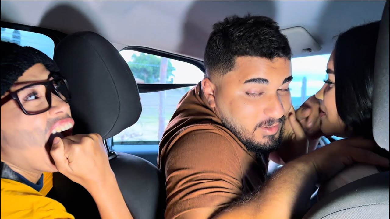 Ela Desconfiava Do Seu Marido Trabalhando De Uber e Resolve Se vestir De Homem Pra investigar Ele ￼