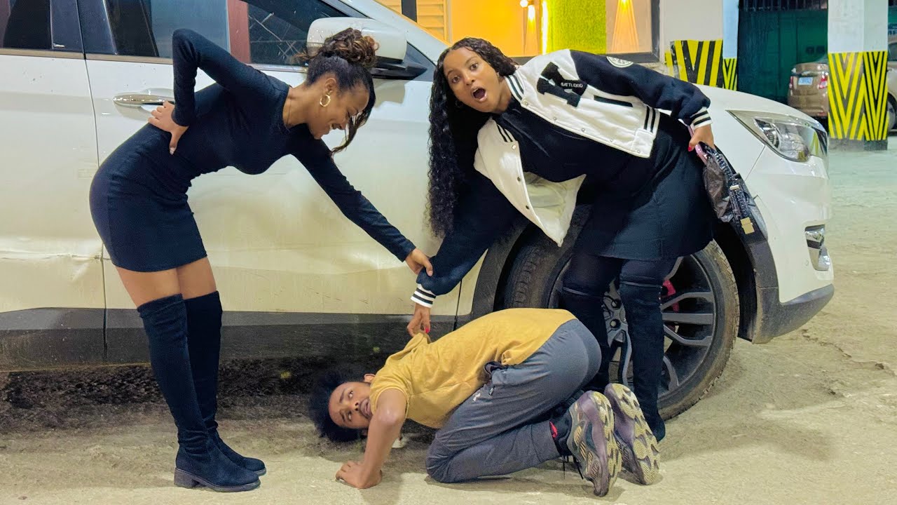 የፅጌን መኪና ጎማ ስንሰርቅ ተያዝን😂😭