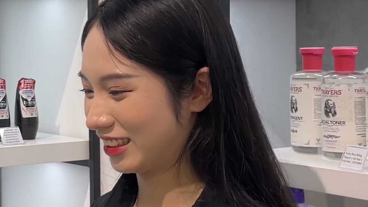 rap cgv vung tau Update Hôm nay tôi gặp nhân viên mỹ phẩm xinh đẹp nhất thế giới 😋😋