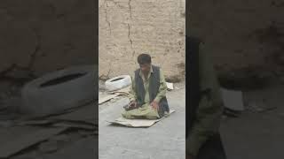 Namaz kılarken sigara içen adam😂😂😂Man Smoker While Praying