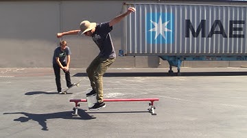 LANCE LIVE SKATE SUPPORT BOARDSLIDE A RAIL