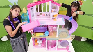 Barbie Dream House videoları. Ayşe ve Ümit ile İyi vs Kötü dekorasyoncu. Barbie videoları